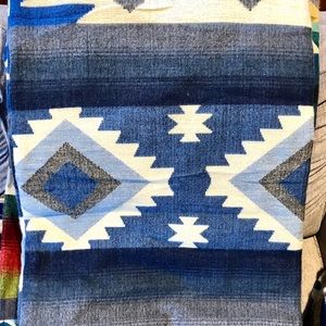 ❤️South American Alpaca Blanket with Unique Design